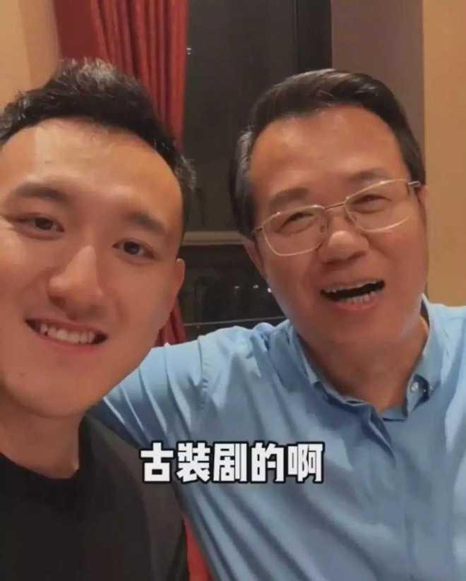 男星吃瓜爆料视频播放网站,热门视频网站背后的秘密大公开  第2张